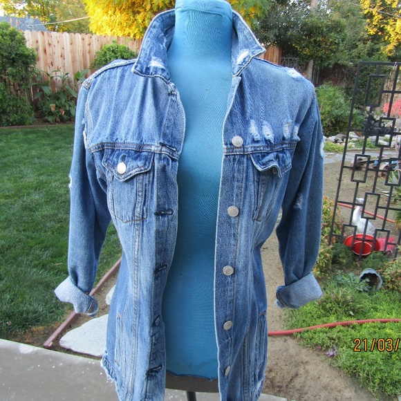 BLUE JEAN JACKET SIZE MED - Picture 5 of 5